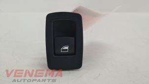Used Electric window switch BMW 3 serie Touring (F31) 316d 2.0 16V Price € 9,99 Margin scheme offered by Venema Autoparts