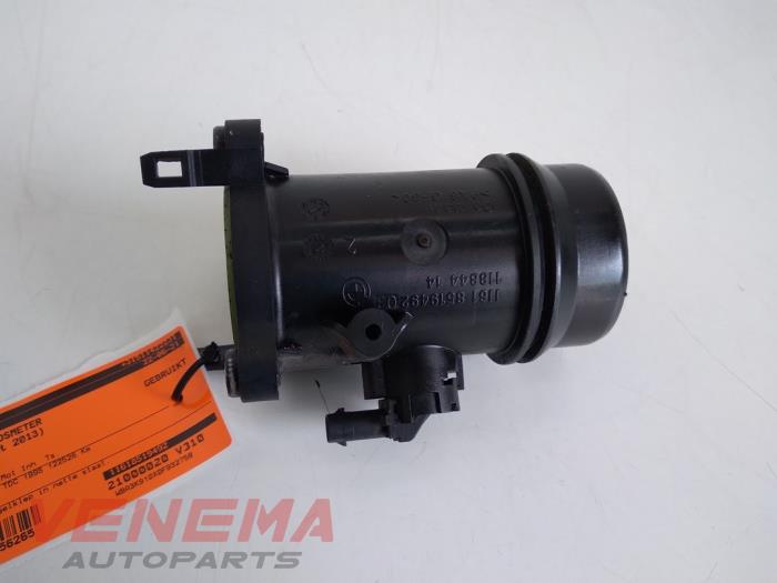 Airflow meter from a BMW 3 serie Touring (F31) 316d 2.0 16V 2013