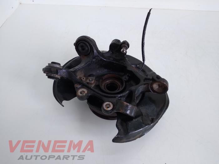 Knuckle, rear left from a BMW 3 serie Touring (F31) 316d 2.0 16V 2013