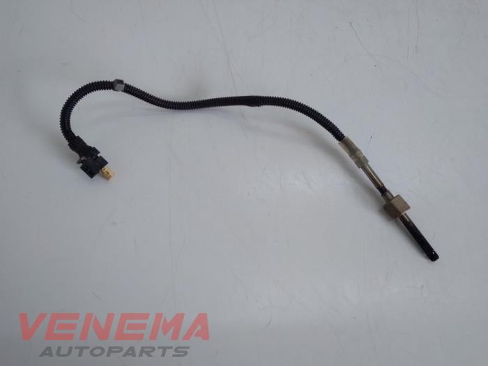 Usagé Sensor température d’échappement Mercedes E (W212) E-220 CDI 16V BlueEfficiency,BlueTEC Prix € 39,99 Règlement à la marge proposé par Venema Autoparts