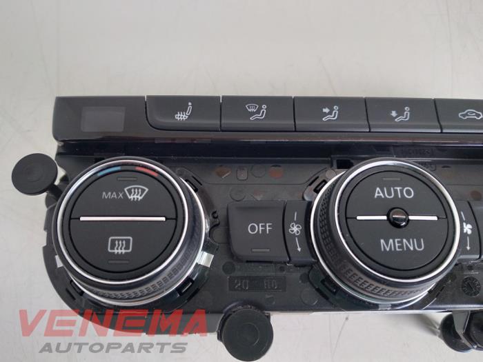 Panel de control de calefacción de un Volkswagen Golf VII Variant (AUVV) 1.2 TSI 16V BlueMOTION 2016