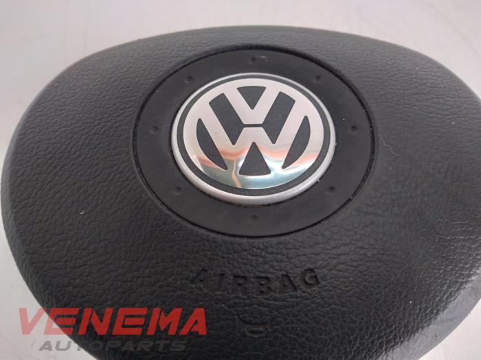 Left airbag (steering wheel) from a Volkswagen Touran (1T1/T2) 1.6 FSI 16V 2005