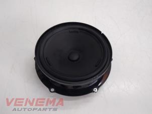 Used Speaker Volkswagen Touran (5T1) 1.6 TDI Price € 14,99 Margin scheme offered by Venema Autoparts