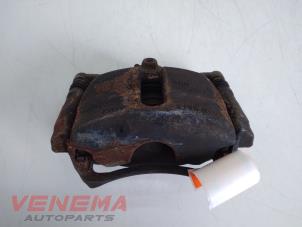 Used Front brake calliper, left Volkswagen Touran (5T1) 1.6 TDI Price € 39,99 Margin scheme offered by Venema Autoparts