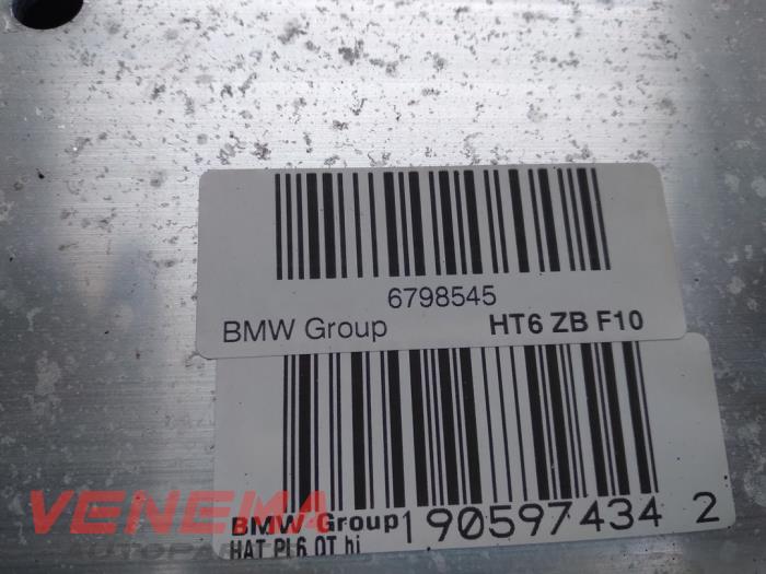 Subchasis de un BMW 5 serie Touring (F11) 520d 16V 2011
