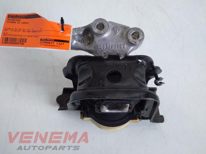 Engine mount from a Citroën C3 (SC) 1.6 HDi 92 2012