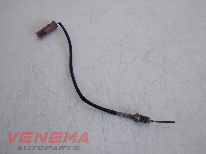 Używane Czujnik temperatury spalin Citroen C3 (SC) 1.6 HDi 92 Cena € 29,99 Procedura marży oferowane przez Venema Autoparts