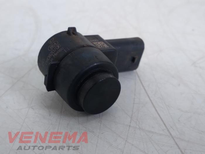 Usados Sensor PDC Mercedes C Estate (S204) 2.2 C-220 CDI 16V Precio € 14,99 Norma de margen ofrecido por Venema Autoparts
