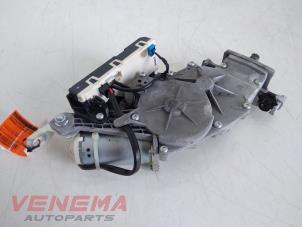 Używane Silnik rygla tylnej klapy Mercedes C Estate (S204) 2.2 C-220 CDI 16V Cena € 169,99 Procedura marży oferowane przez Venema Autoparts