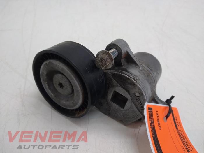 Usados Rodillo tensor correa múltiple Ford Fiesta 7 1.1 Ti-VCT 12V 85 Precio € 24,99 Norma de margen ofrecido por Venema Autoparts