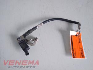 Used Battery pole Ford Fiesta 7 1.1 Ti-VCT 12V 85 Price € 29,99 Margin scheme offered by Venema Autoparts
