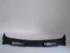 Cowl top grille from a BMW 3 serie (E90) 320i 16V 2011