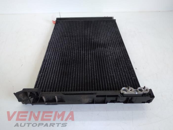 Air conditioning condenser from a BMW 3 serie (E90) 320i 16V 2011