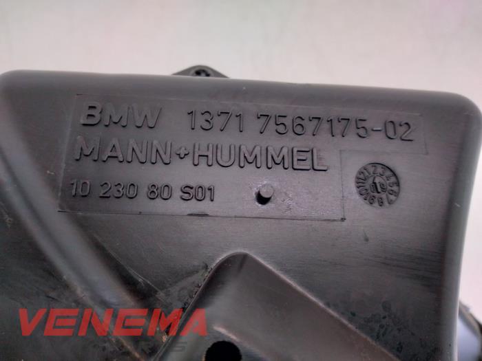 Obudowa filtra powietrza z BMW 3 serie (E90) 320i 16V 2011
