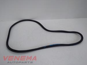 Used Boot lid seal BMW 3 serie (E90) 320i 16V Price € 24,99 Margin scheme offered by Venema Autoparts