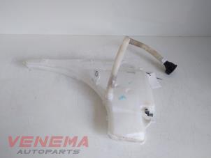 Begagnade Spolartank, vindruta BMW 3 serie (E90) 320i 16V Pris € 18,99 Marginaltabell erbjuds av Venema Autoparts