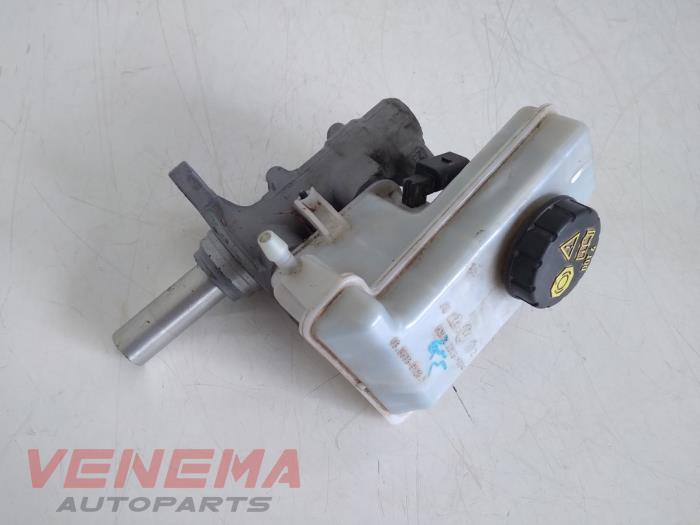 Gebrauchte Hauptbremszylinder Seat Leon ST (5FF) 2.0 TDI 16V Preis € 9,99 Margenregelung angeboten von Venema Autoparts