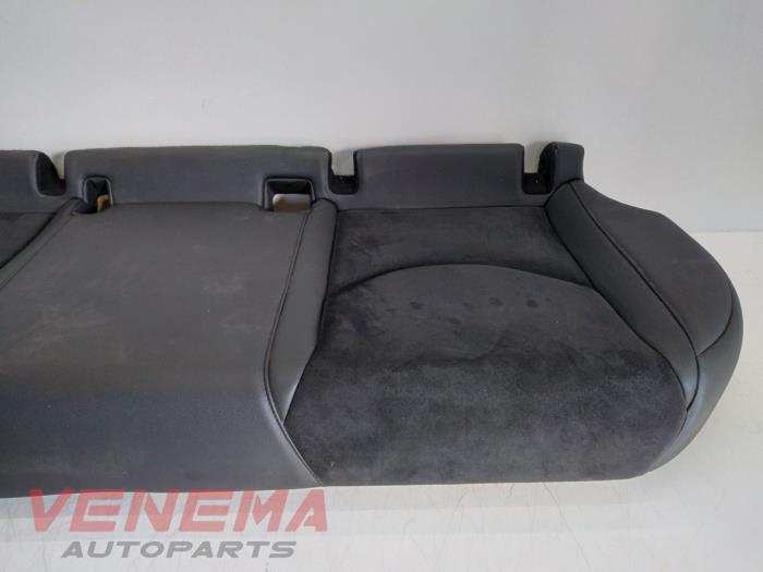 Rear bench seat from a Seat Leon ST (5FF) 2.0 TDI 16V 2015