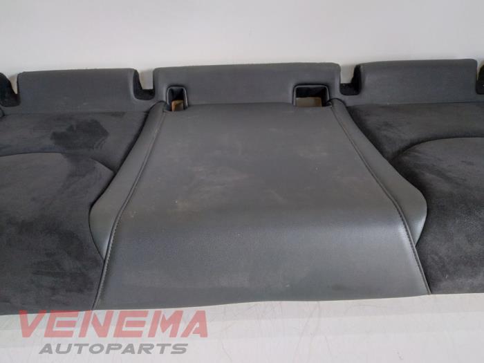 Rear bench seat from a Seat Leon ST (5FF) 2.0 TDI 16V 2015