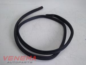 Used Rear door seal 4-door, right BMW X1 (E84) xDrive 20d 2.0 16V Price € 24,99 Margin scheme offered by Venema Autoparts