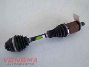 Used Front drive shaft, left BMW X1 (E84) xDrive 20d 2.0 16V Price € 149,99 Margin scheme offered by Venema Autoparts