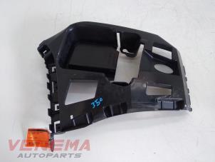 Used Rear bumper bracket, left BMW 1 serie (F20) 114d 1.6 16V Price € 19,99 Margin scheme offered by Venema Autoparts