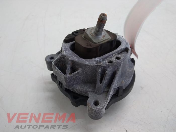 Used Engine mount BMW 1 serie (F20) 114d 1.6 16V Price € 14,99 Margin scheme offered by Venema Autoparts