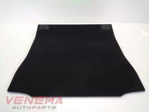Begagnade Golvpanel, lastområde BMW 1 serie (E87/87N) 116i 1.6 16V Pris € 34,99 Marginaltabell erbjuds av Venema Autoparts