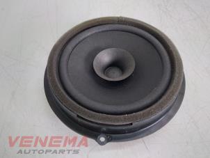 Used Speaker Ford Focus 3 Wagon 1.0 Ti-VCT EcoBoost 12V 125 Price € 19,99 Margin scheme offered by Venema Autoparts