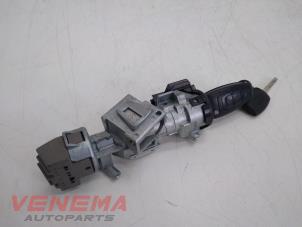 Used Ignition lock + key Ford Focus 3 Wagon 1.0 Ti-VCT EcoBoost 12V 125 Price € 29,99 Margin scheme offered by Venema Autoparts