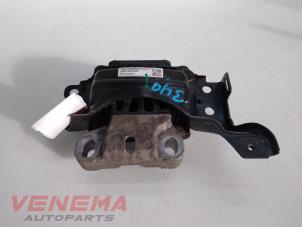Used Gearbox mount Seat Ibiza V (KJB) 1.0 12V Price € 24,99 Margin scheme offered by Venema Autoparts