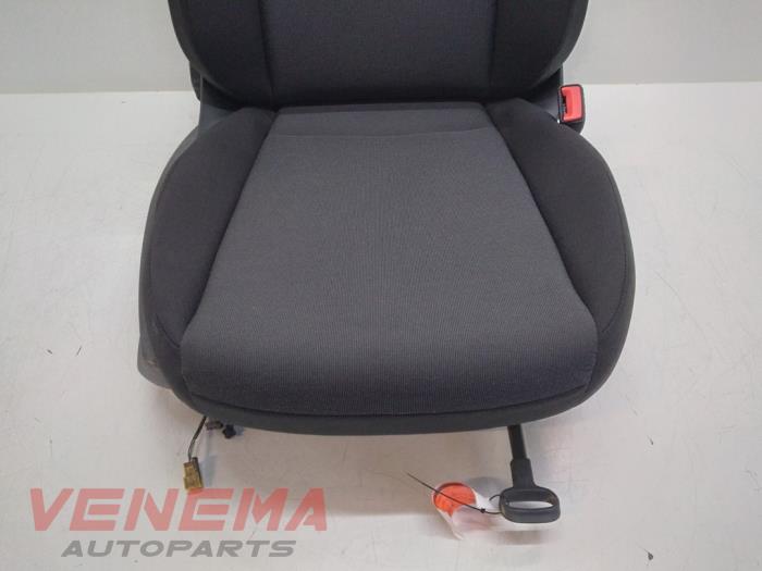 Seat, right from a Seat Ibiza V (KJB) 1.0 12V 2019