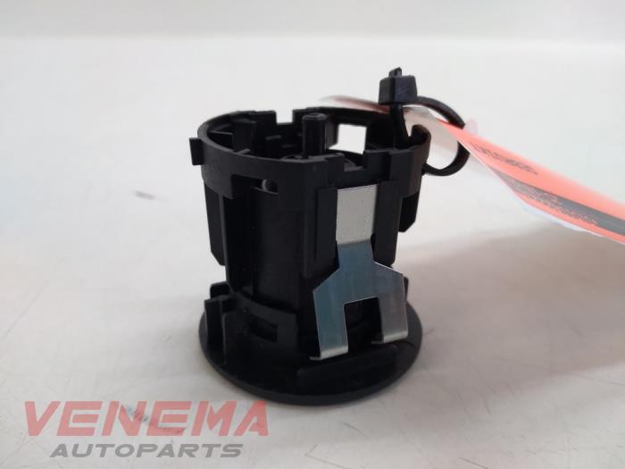 Airbag switch from a BMW 2 serie (F23) 218i 1.5 TwinPower Turbo 12V 2019