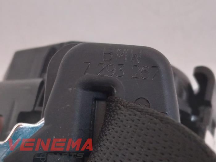Rear seatbelt, left from a BMW 2 serie (F23) 218i 1.5 TwinPower Turbo 12V 2019