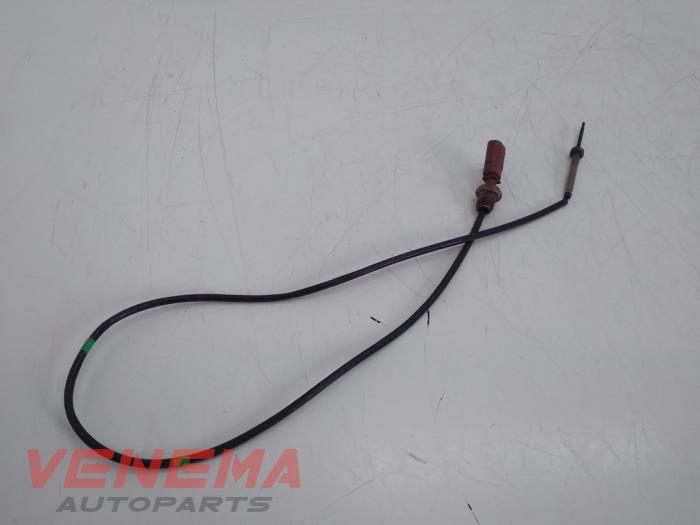 Usagé Sensor température d’échappement Volkswagen Golf VII Variant (AUVV) 2.0 TDI 4Motion 16V Prix € 39,99 Règlement à la marge proposé par Venema Autoparts