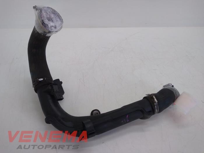 Gebrauchte Intercooler Rohr Volkswagen Golf VII Variant (AUVV) 2.0 TDI 4Motion 16V Preis € 39,99 Margenregelung angeboten von Venema Autoparts