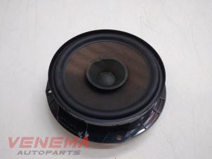 Used Speaker Volkswagen Polo V (6R) 1.2 TSI Price € 14,99 Margin scheme offered by Venema Autoparts