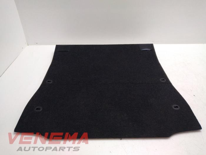 Używane Plyta podlogowa bagaznika BMW 1 serie (E81) 116i 2.0 16V Cena € 34,99 Procedura marży oferowane przez Venema Autoparts