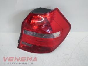 Gebrauchte Rücklicht rechts BMW 1 serie (E81) 116i 2.0 16V Preis € 38,99 Margenregelung angeboten von Venema Autoparts