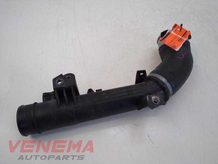 Usagé Tuyau intercooler Volvo V40 Cross Country (MZ) 2.0 D2 16V Prix € 49,99 Règlement à la marge proposé par Venema Autoparts