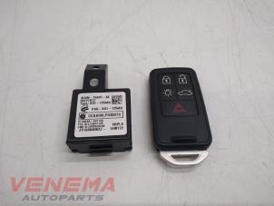 Used Electronic ignition key Volvo V40 Cross Country (MZ) 2.0 D2 16V Price € 49,99 Margin scheme offered by Venema Autoparts