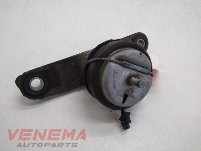 Used Engine mount Volvo V40 Cross Country (MZ) 2.0 D2 16V Price € 24,99 Margin scheme offered by Venema Autoparts