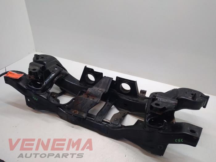Subframe from a Volvo V40 Cross Country (MZ) 2.0 D2 16V 2017