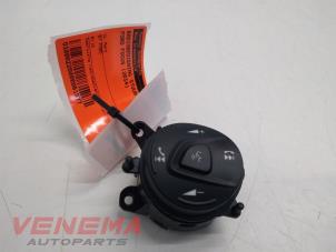 Used Steering wheel mounted radio control Ford Focus 3 1.0 Ti-VCT EcoBoost 12V 100 Price € 19,99 Margin scheme offered by Venema Autoparts