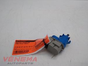 Used Brake light switch Ford Focus 3 1.0 Ti-VCT EcoBoost 12V 100 Price € 9,99 Margin scheme offered by Venema Autoparts