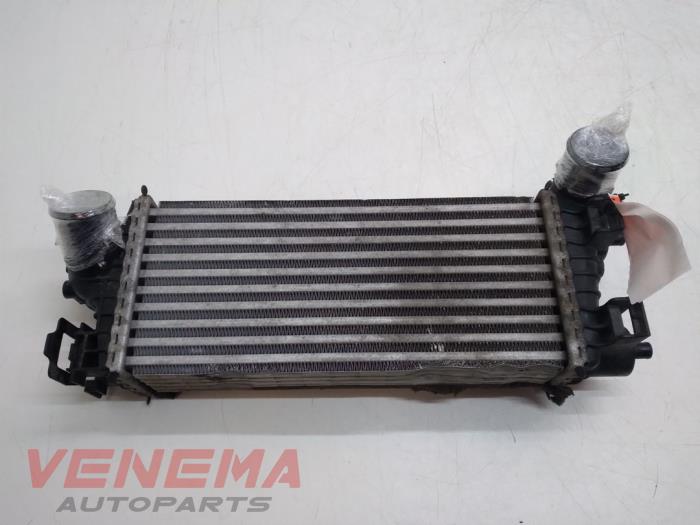 Usados Intercooler Ford Focus 3 1.0 Ti-VCT EcoBoost 12V 100 Precio € 69,99 Norma de margen ofrecido por Venema Autoparts