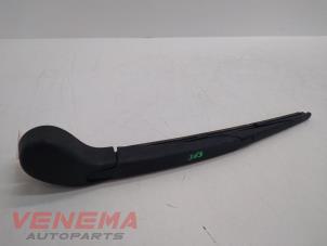 Used Rear wiper arm Ford Focus 3 1.0 Ti-VCT EcoBoost 12V 100 Price € 14,99 Margin scheme offered by Venema Autoparts