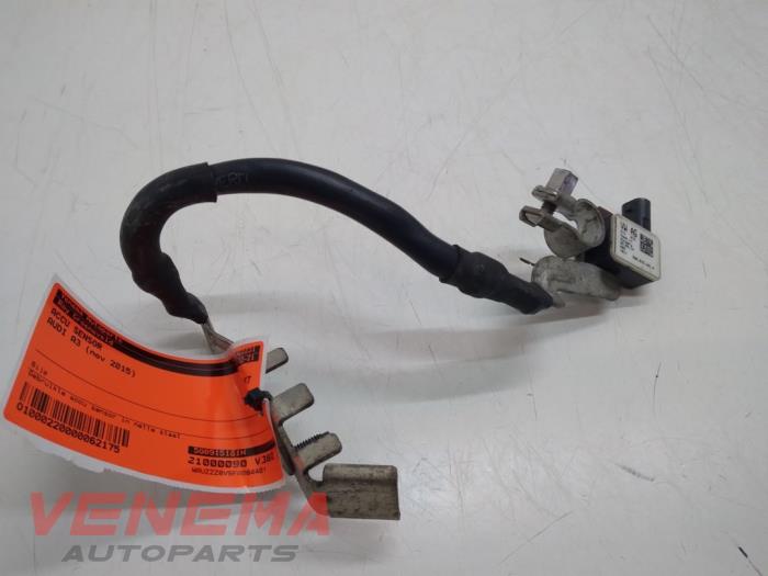 Usados Sensor de batería Audi A3 Sportback (8VA/8VF) 2.0 TDI 16V Quattro Precio € 14,99 Norma de margen ofrecido por Venema Autoparts