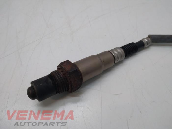 Sonde lambda d'un Opel Adam 1.0 SIDI Turbo 2015