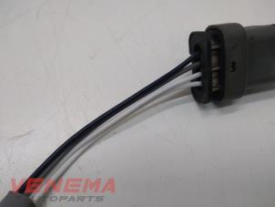 Sonde lambda d'un Opel Adam 1.0 SIDI Turbo 2015